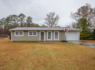 317 Pinewood Dr, Jacksonville, NC 28546