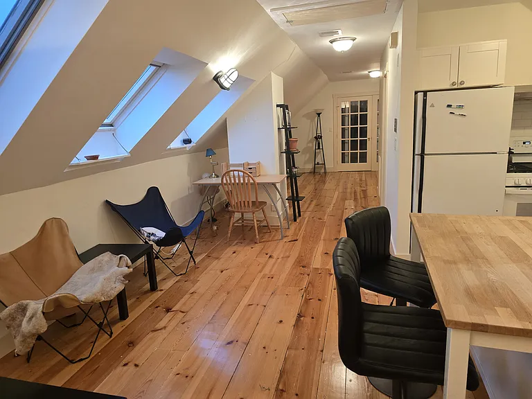 133 Calumet St #4 — Photo 12