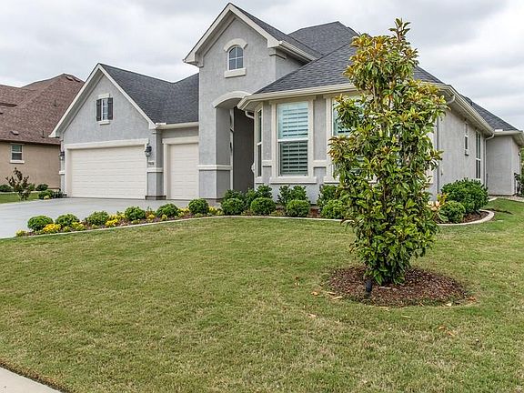 3rd image of 9808 Stonewood Dr