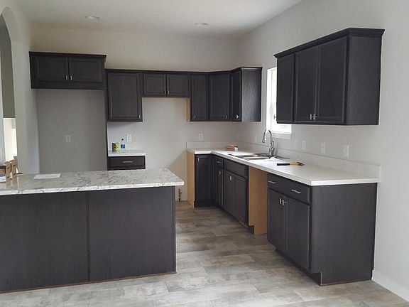 3rd image of 787 Sonoma Ct #2