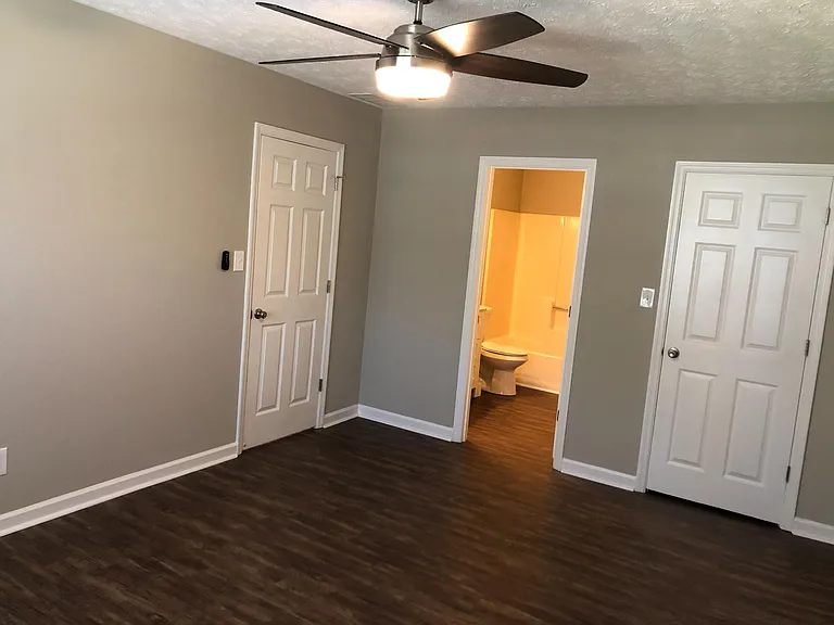 4063 Stephanie Ct NW — Photo 16