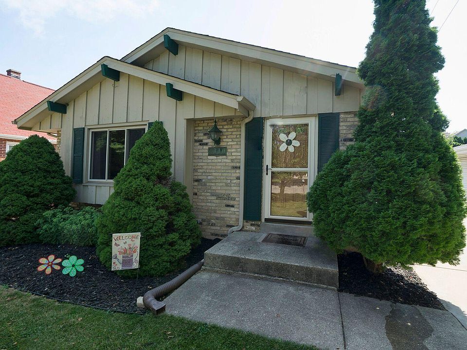 1st image of 2110 N 113th St
