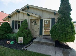 2110 N 113th St, Wauwatosa, WI 53226