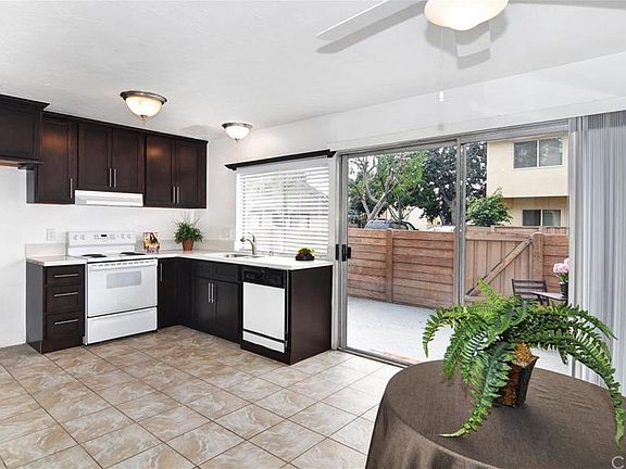 2nd image of 1724 N Willow Woods Dr Unit D
