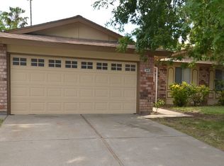 5820 Valley Vale Way, Sacramento, CA 95823
