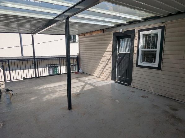 4 bedroom rental in Vancouver — photo 23