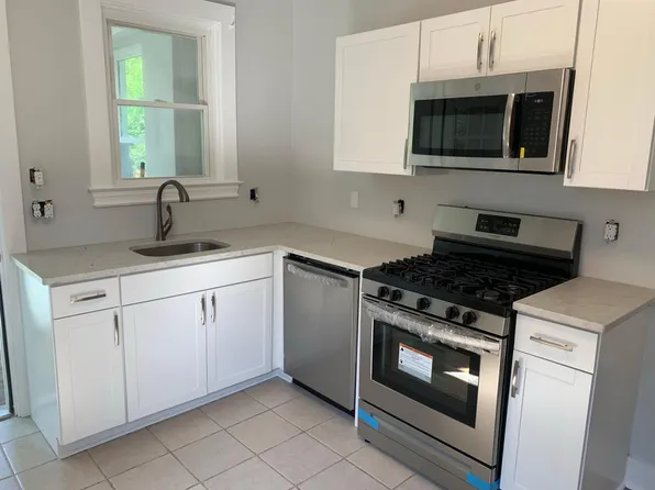 210 Olympia St #2, Pittsburgh, PA 15211