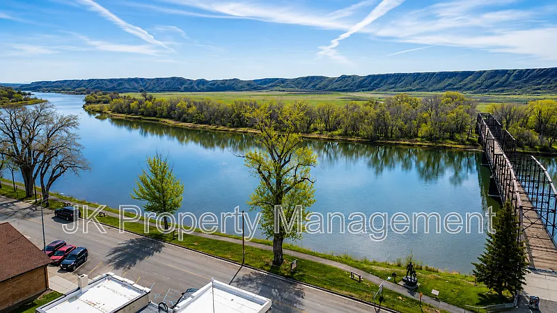 1 bed, 1.0 bath, 519 sqft, $975 — Photo 3