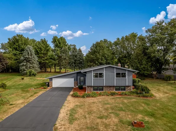 1016 Cavite Ct, Rockford, IL 61108