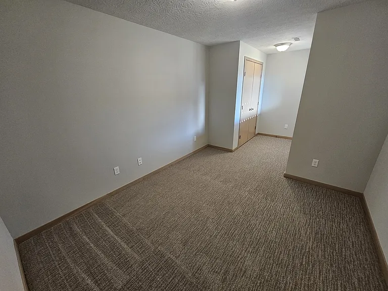 Tunis Drive Townhomes — Photo 54