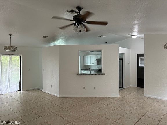 4th image of 5515 Berryman St