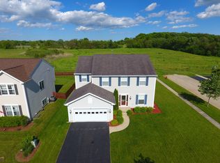 31559 N Jennifer Ln, Lakemoor, IL 60051