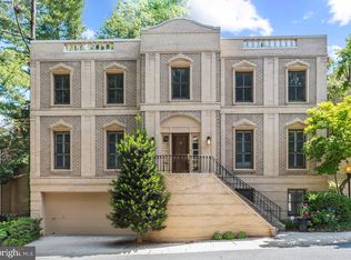 4711 Foxhall Cres NW, Washington, DC 20007