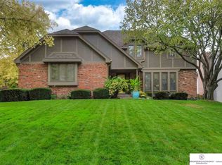 2318 S 166th St, Omaha, NE 68130