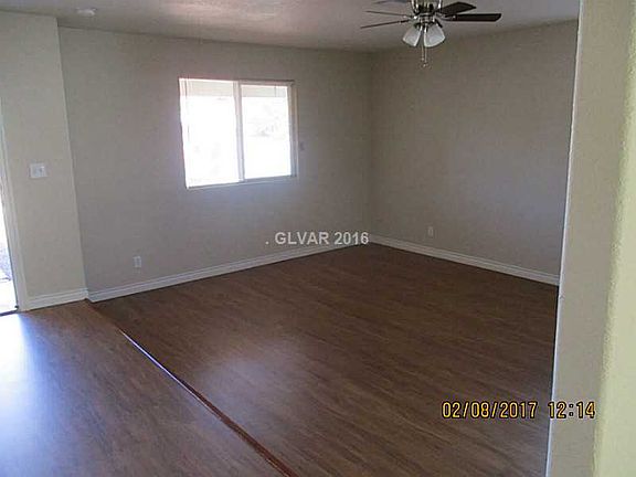 5th image of 400 N Torrey Pines Dr
