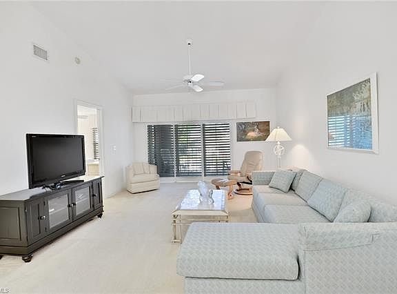 5th image of 853 Tanbark Dr APT 204