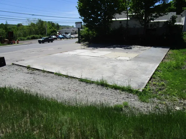 102 Main Street, Norway, ME 04268