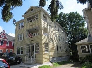 6 Agawam St, Worcester, MA 01603