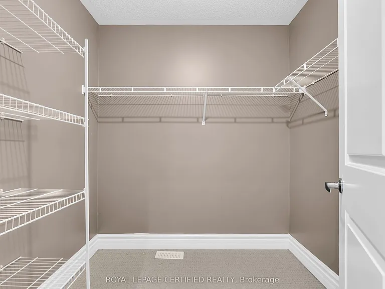 6 Cachet Ct — Photo 25