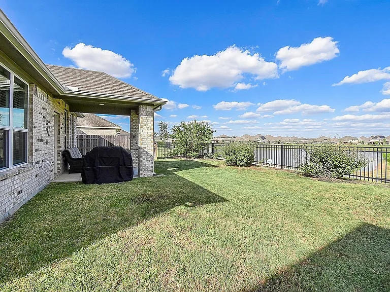 4218 Rocky Plains Ln — Photo 38