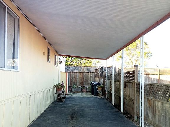 3rd image of 1099 38th Ave #88