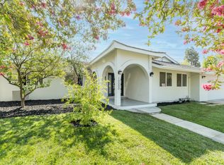 10000 Amestoy Ave, Northridge, CA 91325