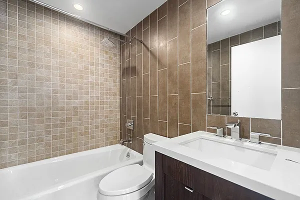 Rented by Hakimian Management | media 7