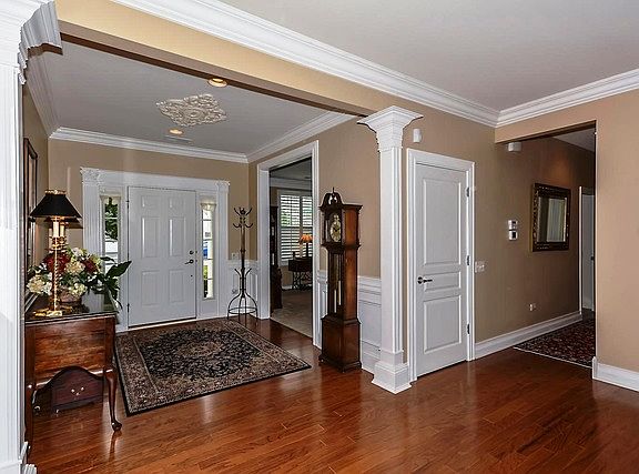 4th image of 3668 Canton Cir