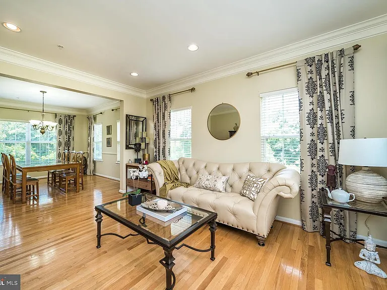 1401 Windjammer Ct — Photo 14