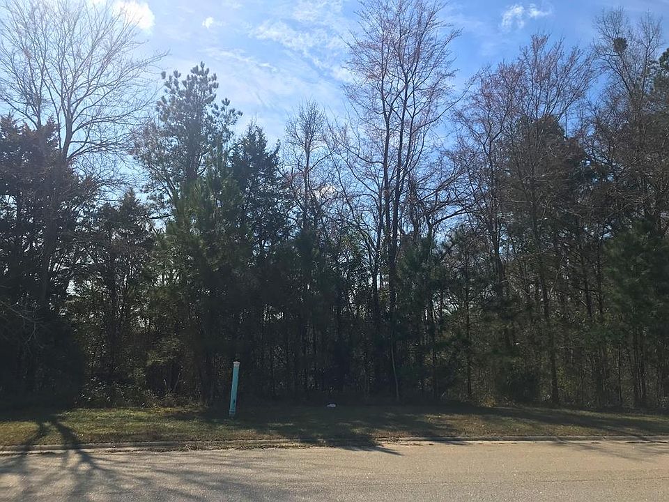 2nd image of 703 Maidstone Ct