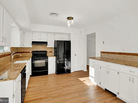 4th image of 5400 Curley Hill Rd