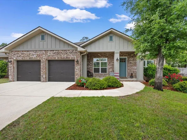 98 Star Dr, Fort Walton Beach, FL 32547