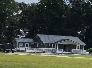 241 Gods Rd, Orrum, NC 28369