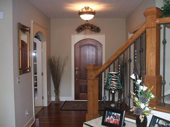 3rd image of 5656 Jeffries Ct