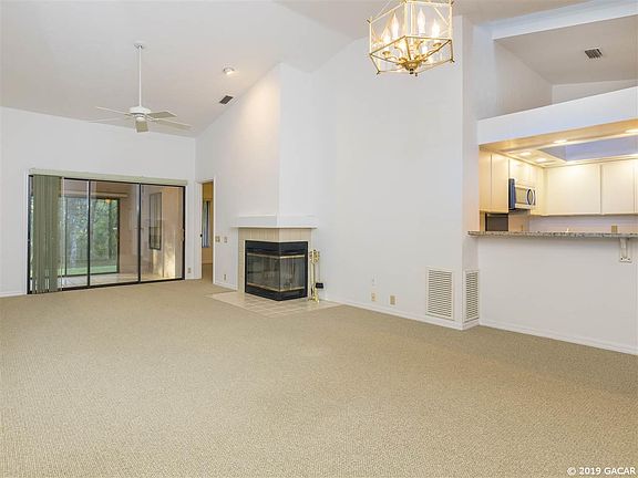 3rd image of 4084 NW 23rd Cir
