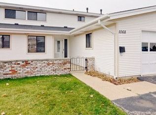 1068 Matfield Ct, Schaumburg, IL 60193