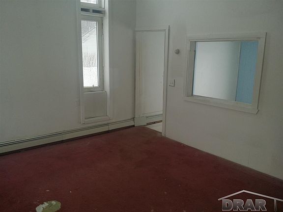 2nd image of 17953 Princess Ave
