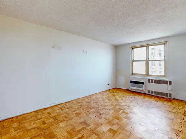 1311 Brightwater Avenue image 10 of 26