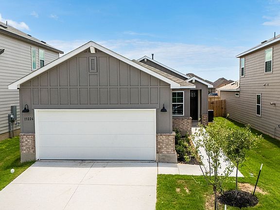 2nd image of 13226 Edith Gardens