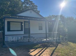 928 Greer Rd, Griffin, GA 30223