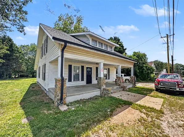 9238 State Highway 90 E, Stony Point, NC 28678