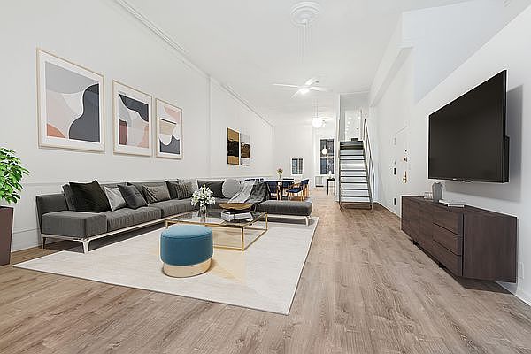 1st image of 114 Franklin St APT 2