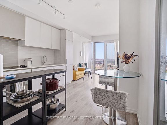 5th image of 1000 Portage Pkwy #2206