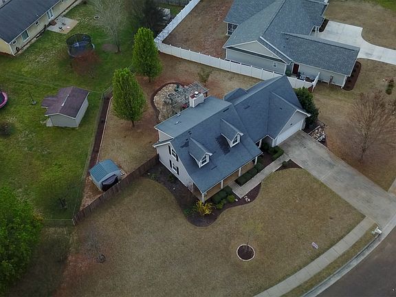 3rd image of 2034 Rosebury Ln SW