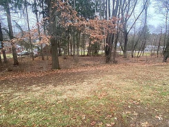 3rd image of 101 Woodham Rd