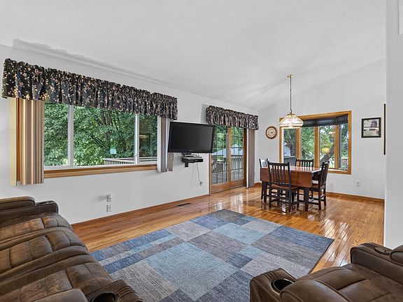 2nd image of 15275 88th St NE