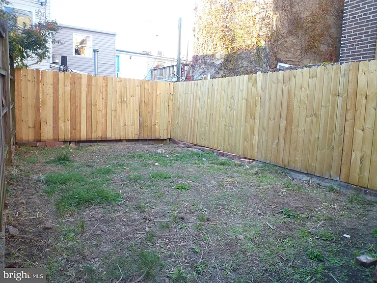 504 S Washington St — Photo 18