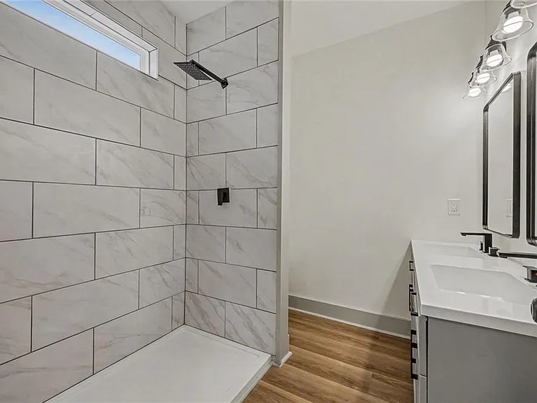 3 Forsyth St NE — Photo 14