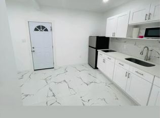 205 E Magnolia St, Davenport, FL 33837