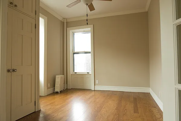 Sold by Nest Seekers International | media 12